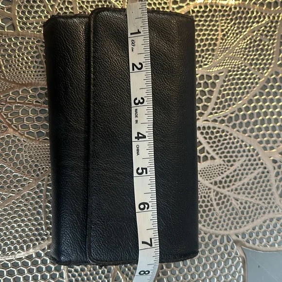 Women’s clutch wallet - Picture 8 of 9